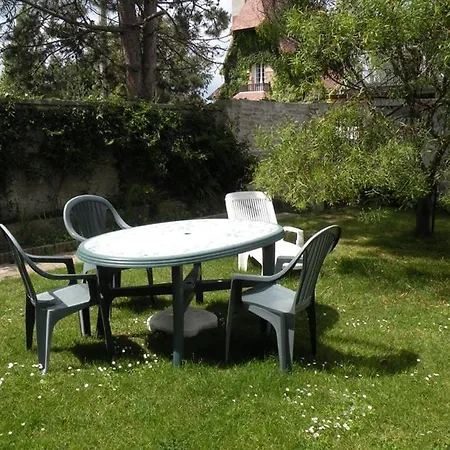 Le Clos Jolly, Location De Vacance A Aubin Sur Prázdninový dům