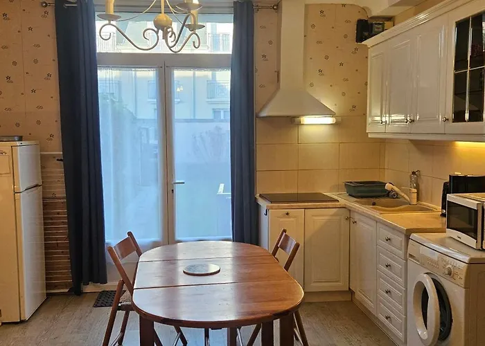 Le Clos Jolly, Location De Vacance A Aubin Sur Prázdninový dům