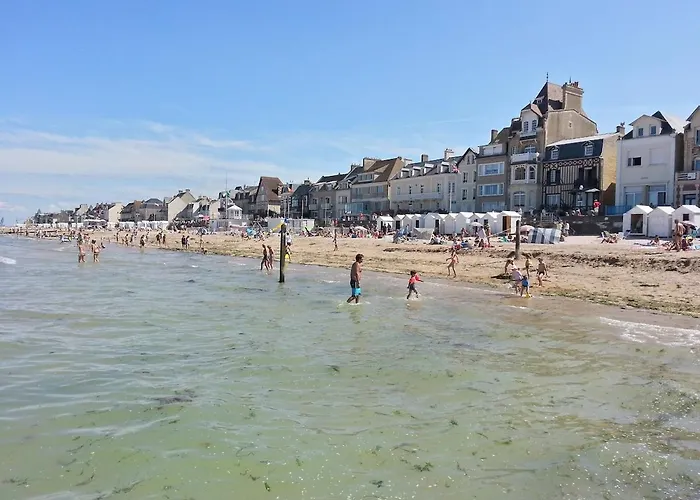 Le Clos Jolly, Location De Vacance A Aubin Sur